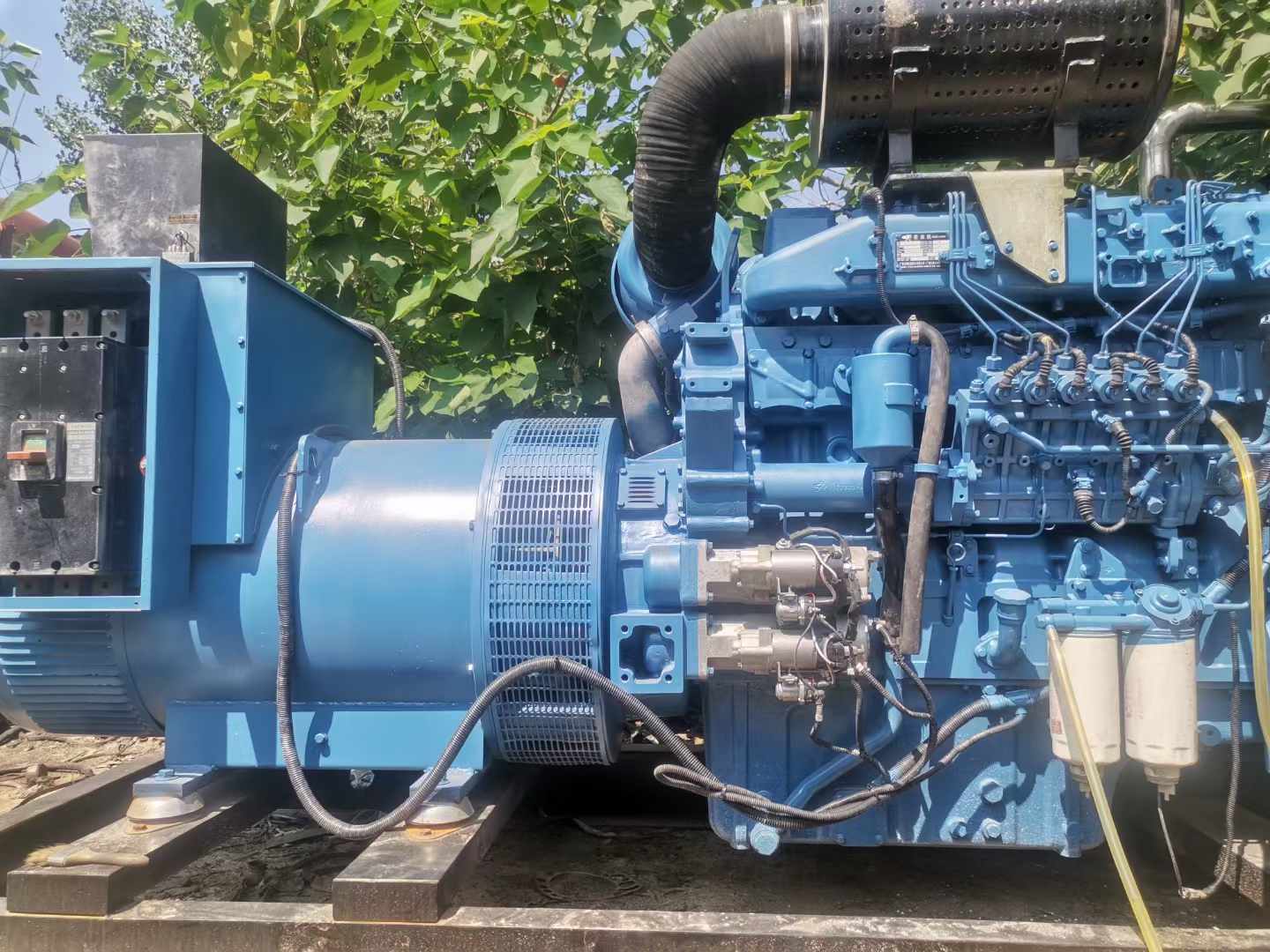 定海详细说明降低 800kW 柴油发电机输出电流波动的方法